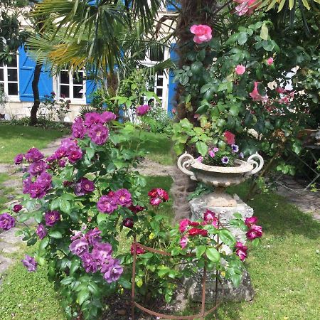 L'Orangerie Du General Bed & Breakfast Saint-Jean-d'Angely Exterior photo